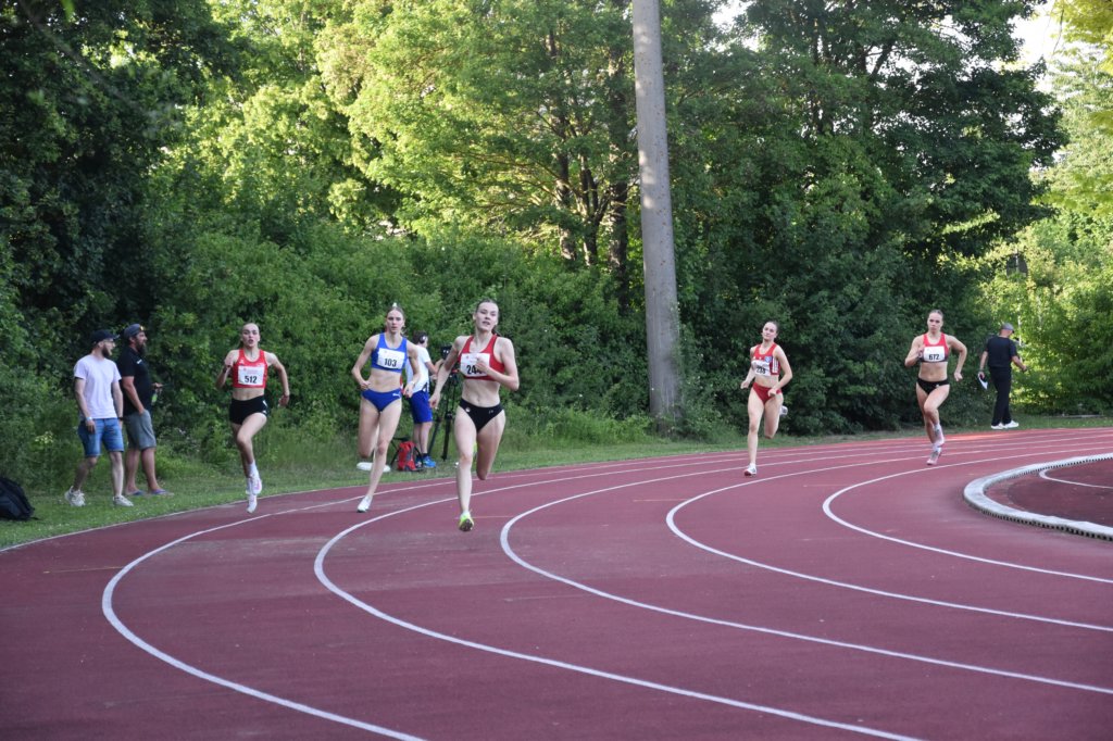 photo3.jpg